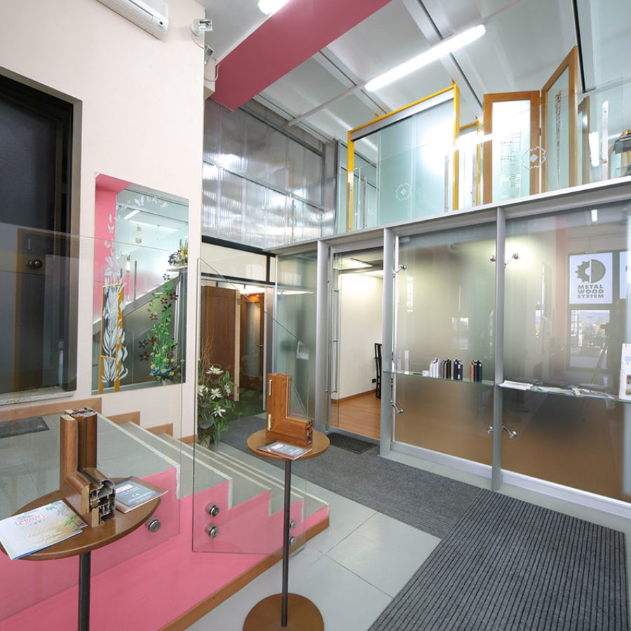 Vetreria Santa Croce serramenti in Vetro Vicenza